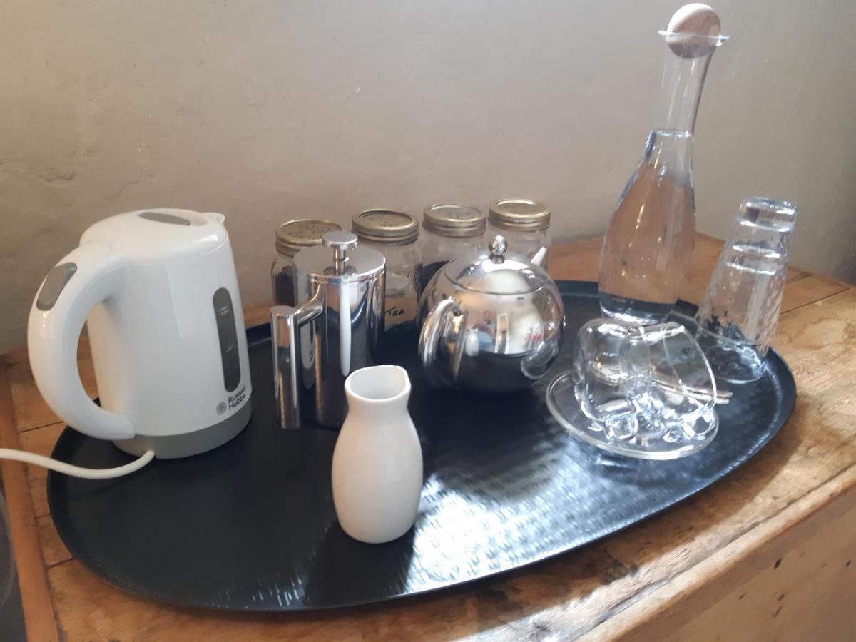 Huberts, Hotel Wedmore Екстериор снимка